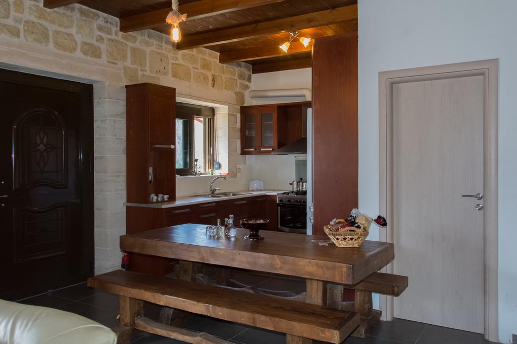Little House On The Prairie - Chania Katokhorion  Bagian luar foto